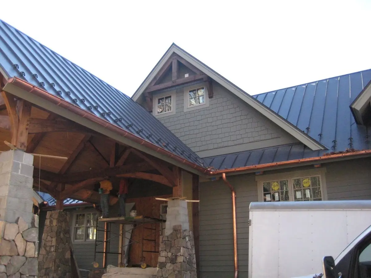 Craftsman Roofing team delivering quality roofing work in White Center